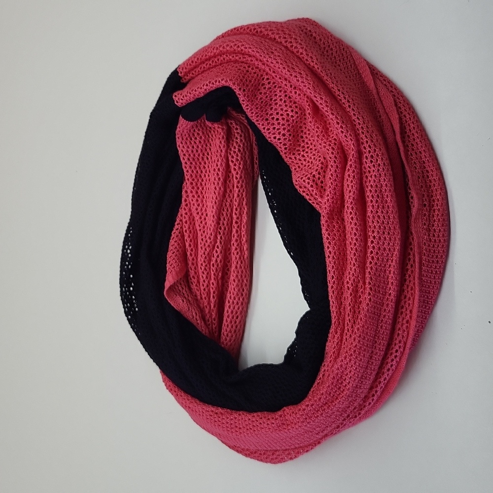 Infinity Scarf - Picture 10 of 10
